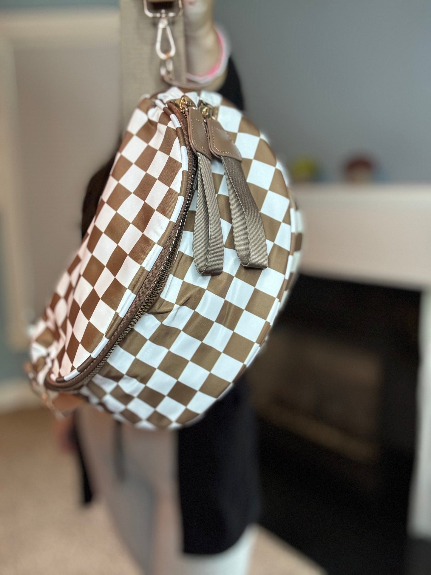 Roni - Checkered - Nylon Crossbody - Chocolate