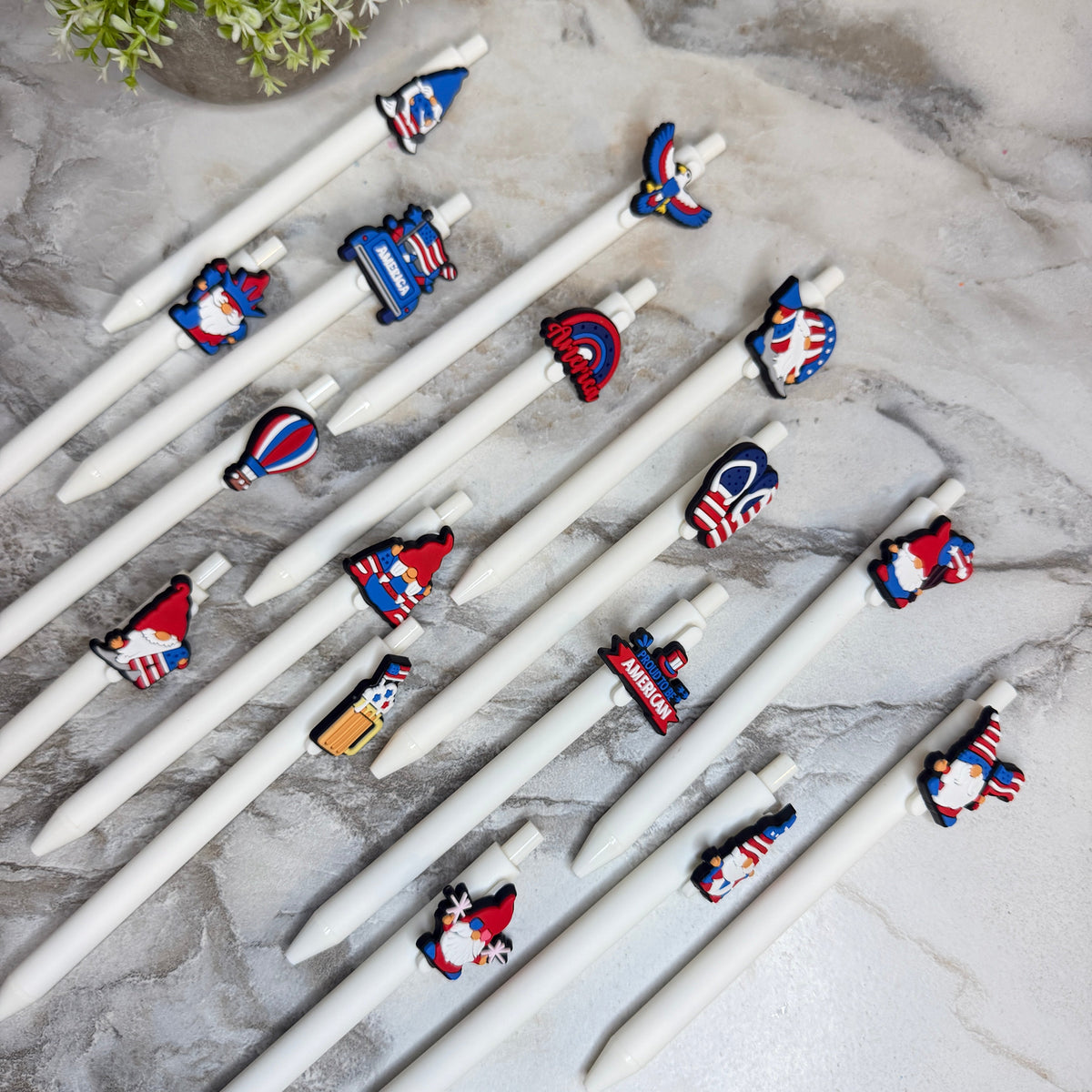 Pen - America & Gnomes
