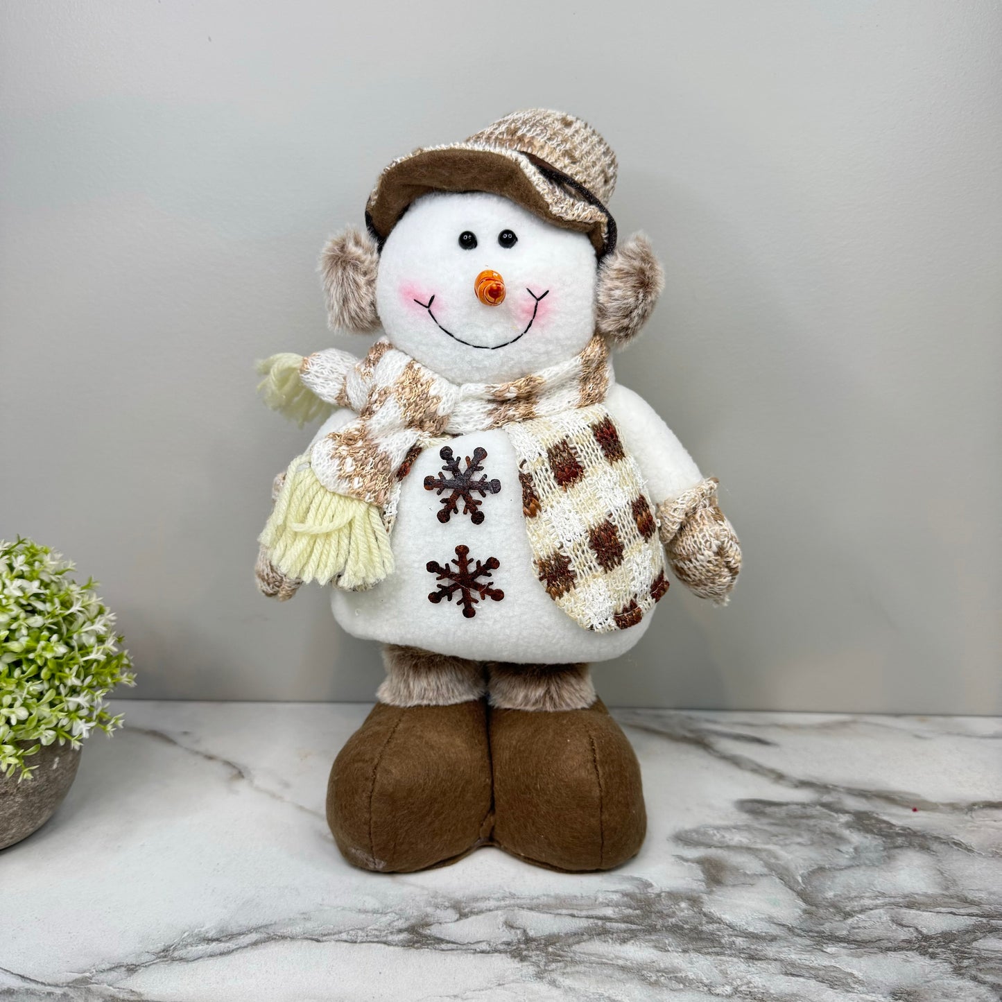 Telescopic Standing Christmas Decor - Tan & Grey - PREORDER 10/3-10/6