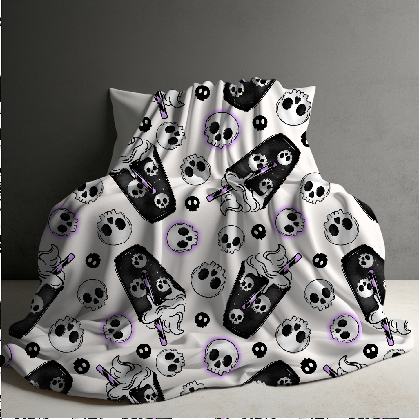 Blanket Halloween #8 - Coffee Skull White