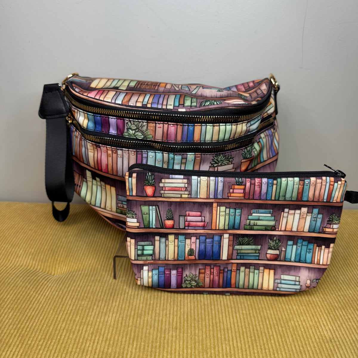 Bundled Set - Roni & Pouch - Bookshelf
