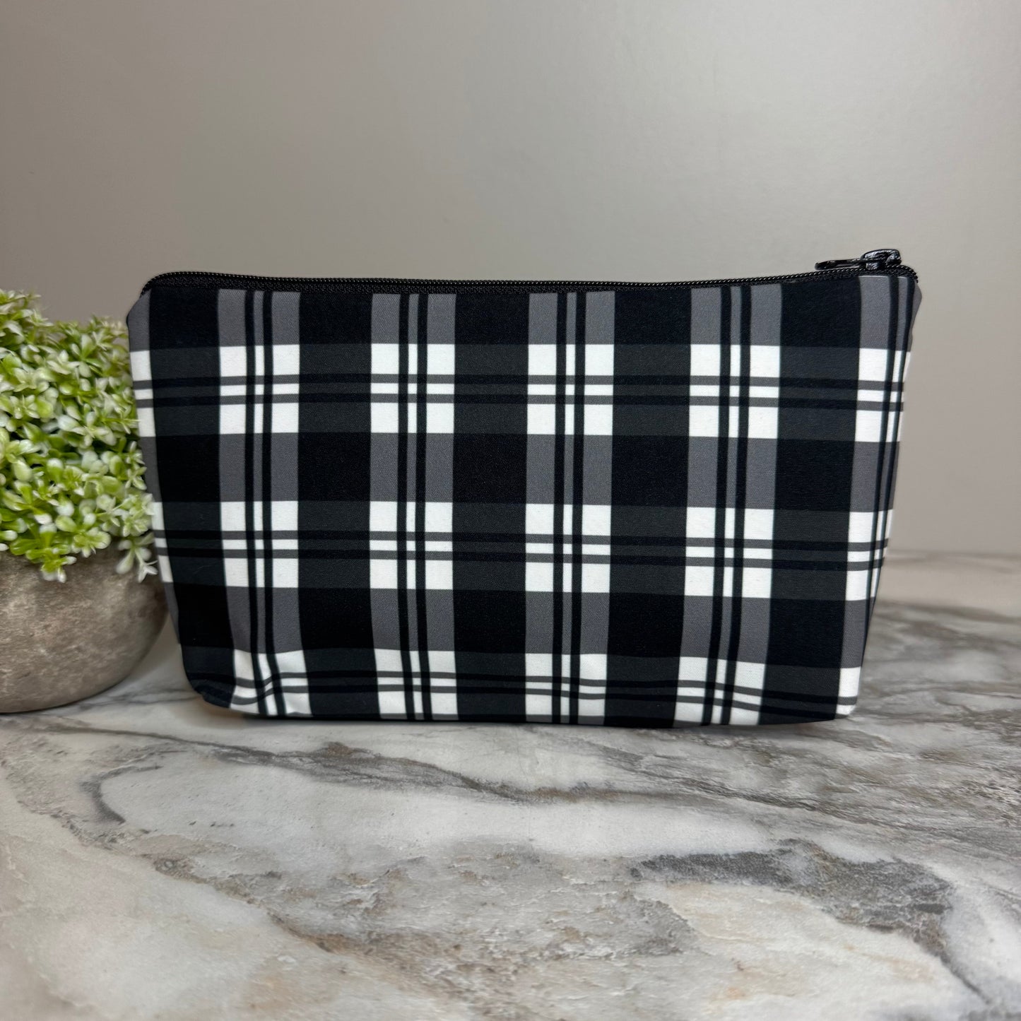 Pouch - Holiday Christmas - Black & White Plaid