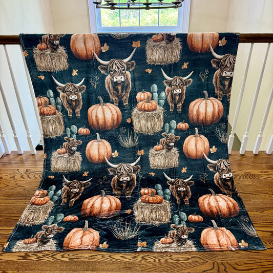 Blanket Halloween #10 - Fall Highland Cow