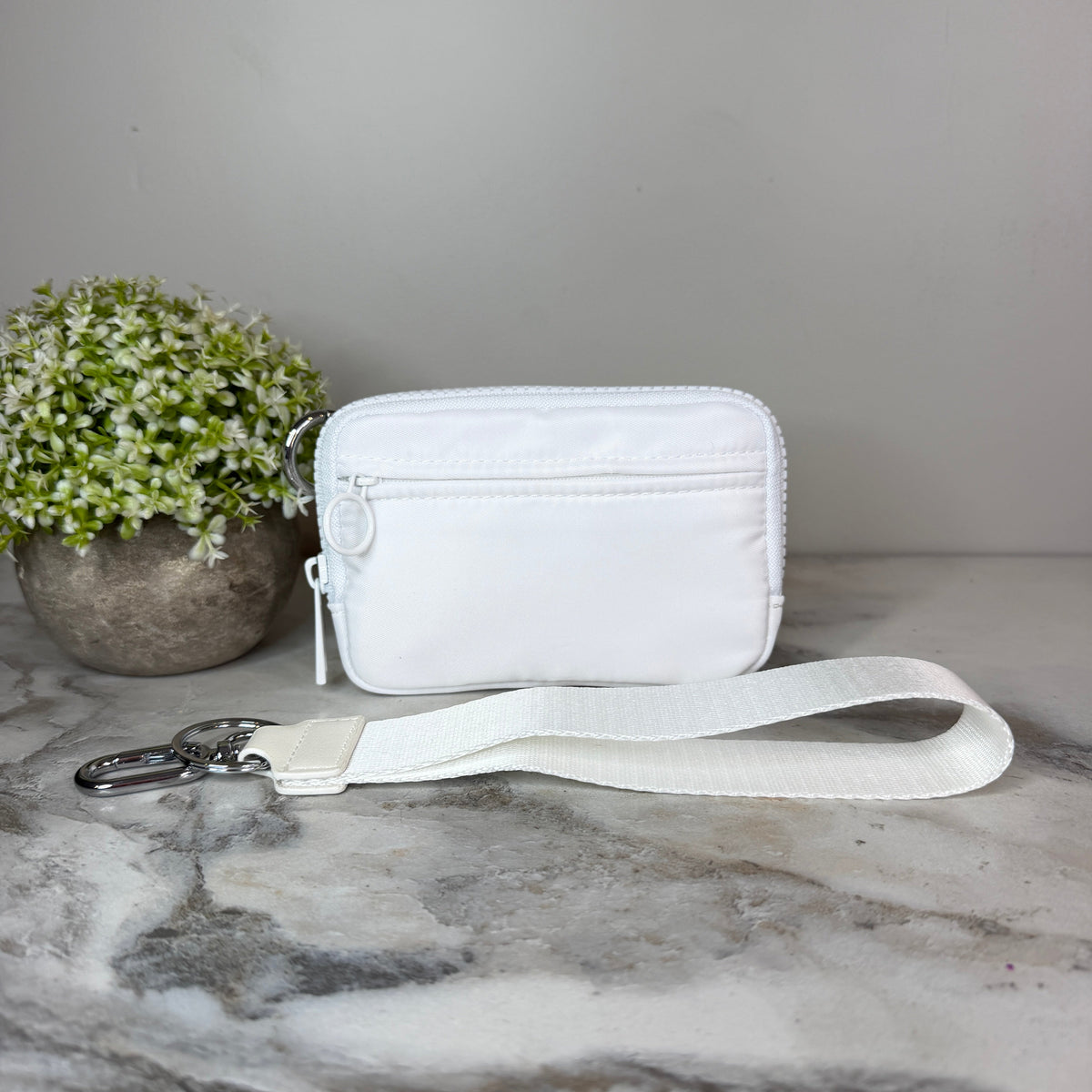 Rue - Nylon Wristlet Wallet - White